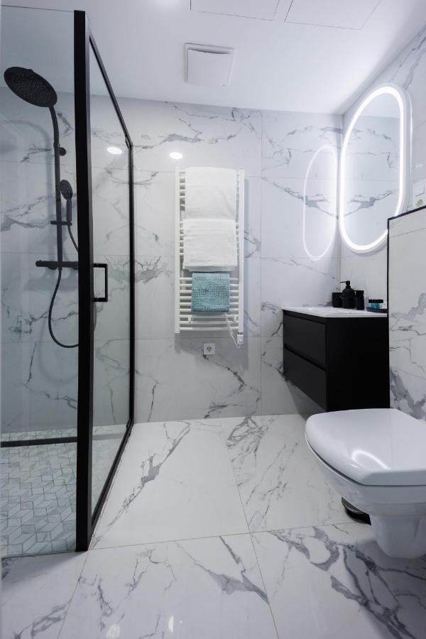 Villa Bauhaus Wellness Apartman Fsz. 3 Шиофок Экстерьер фото