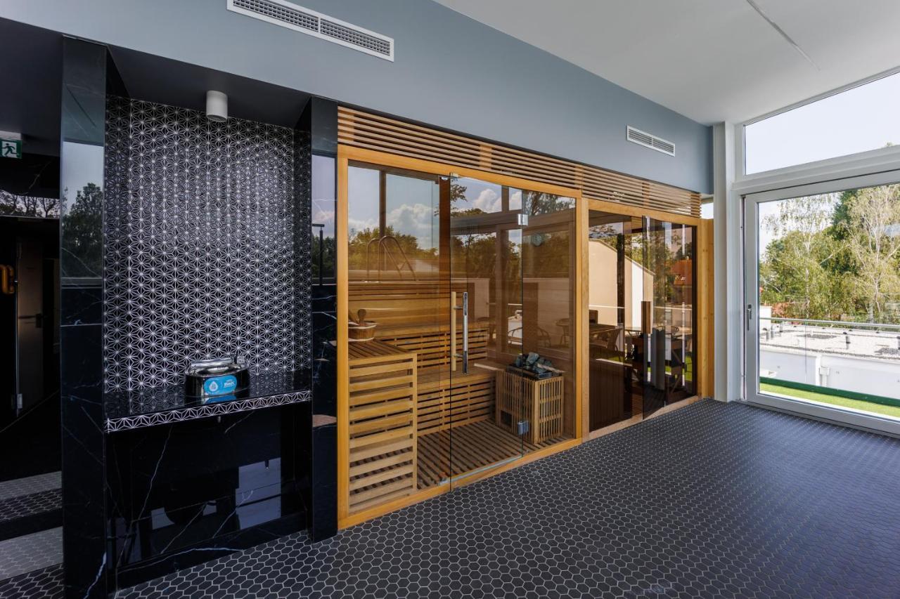 Villa Bauhaus Wellness Apartman Fsz. 3 Шиофок Экстерьер фото