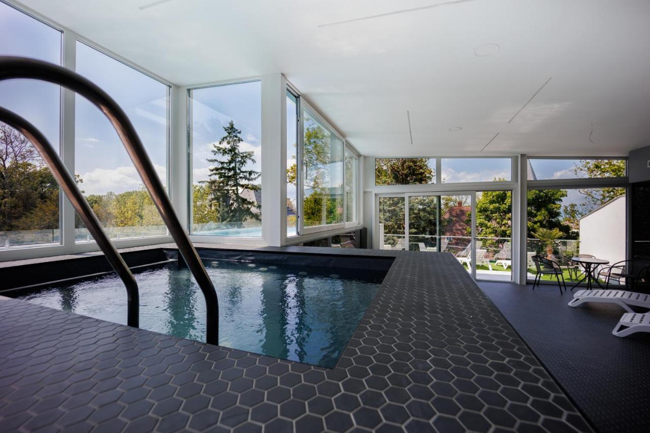 Villa Bauhaus Wellness Apartman Fsz. 3 Шиофок Экстерьер фото